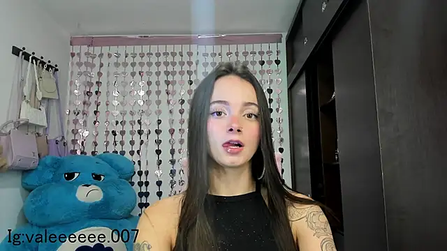 Snapshot of lucyy_tay chatting on December 12, 2024, 12:27 am lucyy tay online show from December 12, 2024, 12:27 am