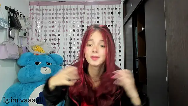 Snapshot of lucyy_tay chatting on January 28, 2025, 10:01 pm lucyy tay online show from January 28, 2025, 10:01 pm