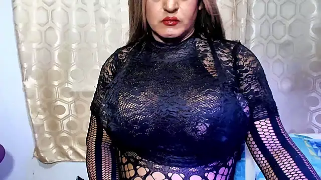 Snapshot of alessia_hot69 chatting on January 31, 2025, 6:24 am alessia hot69 online show from January 31, 2025, 6:24 am