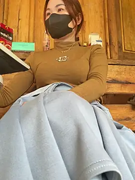 Emily 9xx online show from March 6, 2025, 8:19 am