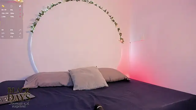 AllisonRoberts  online show from November 26, 2025, 11:33 am