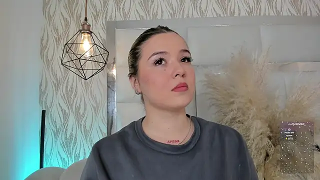 Snapshot of 1m_dalhia chatting on December 3, 2025, 9:02 pm 1m dalhia online show from December 3, 2025, 9:02 pm