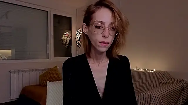 Snapshot of amber_quell_here chatting on December 14, 2025, 4:23 pm amber quell here online show from December 14, 2025, 4:23 pm