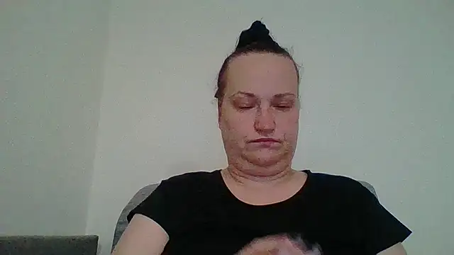 Snapshot of _squirty_cum_lady_ chatting on October 7, 2025, 3:36 am squirty cum lady online show from October 7, 2025, 3:36 am
