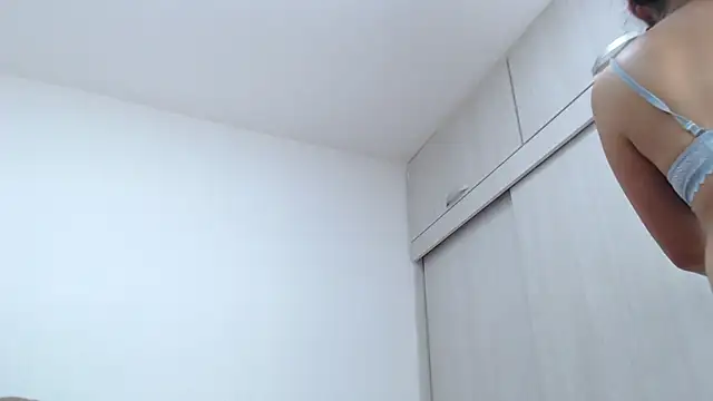 Snapshot of Amelia_Debora_Antonella chatting on November 20, 2025, 12:49 pm Amelia Debora Antonella online show from November 20, 2025, 12:49 pm