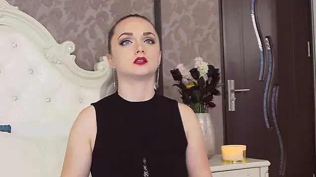 EllianaReese online show from March 4, 2025, 7:19 am