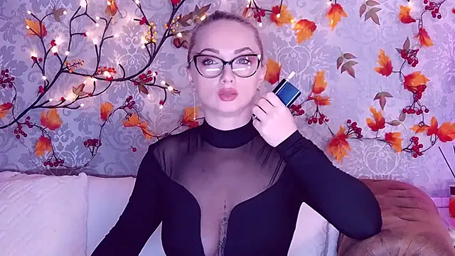 EllianaReese online show from October 9, 2025, 2:20 am