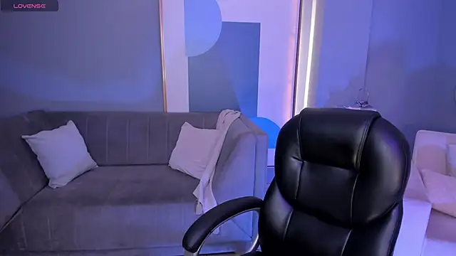 Snapshot of AllyJensen chatting on March 13, 2025, 10:57 am AllyJensen online show from March 13, 2025, 10:57 am