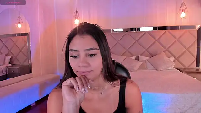 Snapshot of AllyJensen chatting on September 23, 2025, 10:18 am AllyJensen online show from September 23, 2025, 10:18 am