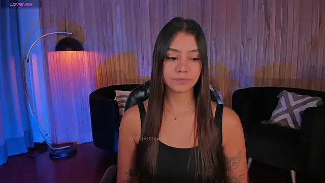 Snapshot of AllyJensen chatting on November 11, 2025, 10:37 am AllyJensen online show from November 11, 2025, 10:37 am