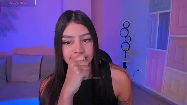 Snapshot of AllyJensen chatting on December 3, 2025, 10:24 am AllyJensen online show from December 3, 2025, 10:24 am