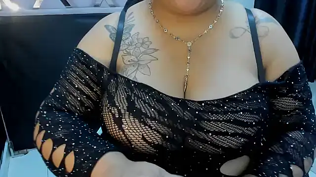 DaianaLutz online show from September 10, 2025, 2:06 pm