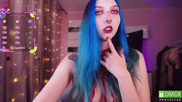 JustMeowGirl online show from November 3, 2025, 4:14 am