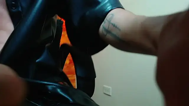 Bastiaan 28 online show from December 24, 2024, 8:22 am