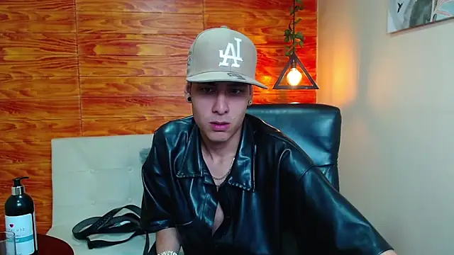 Bastiaan 28 online show from January 5, 2025, 11:15 am