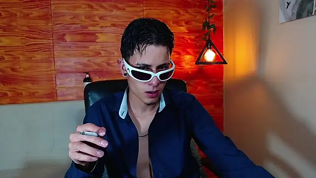 Bastiaan 28 online show from March 5, 2025, 6:01 am