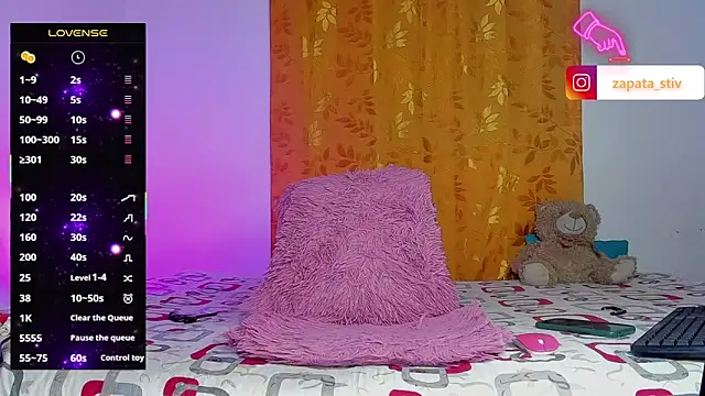 estiben 05 online show from March 4, 2025, 5:45 pm