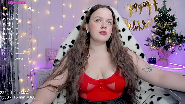 Snapshot of HANNA_MONTANAS chatting on December 21, 2024, 2:15 pm HANNA MONTANAS online show from December 21, 2024, 2:15 pm