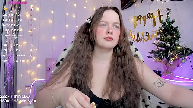 Snapshot of HANNA_MONTANAS chatting on December 23, 2024, 11:57 am HANNA MONTANAS online show from December 23, 2024, 11:57 am