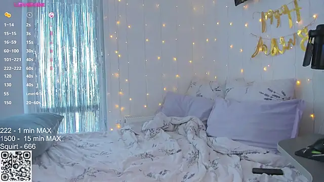 Snapshot of HANNA_MONTANAS chatting on March 16, 2025, 12:22 pm HANNA MONTANAS online show from March 16, 2025, 12:22 pm