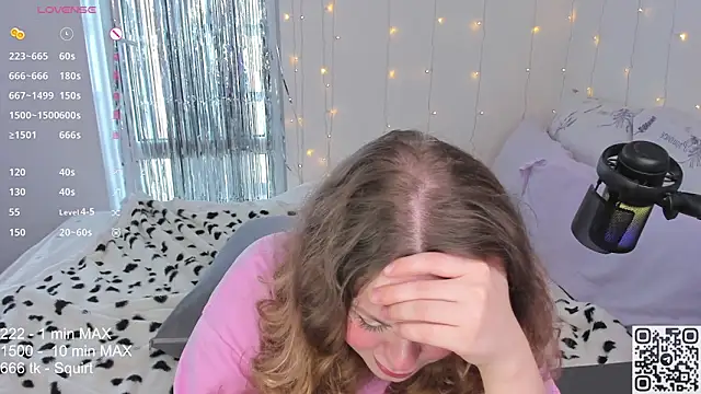 Snapshot of HANNA_MONTANAS chatting on September 11, 2025, 11:32 am HANNA MONTANAS online show from September 11, 2025, 11:32 am