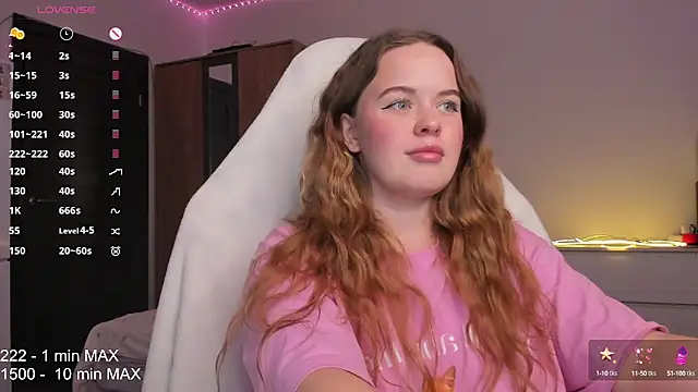 Snapshot of HANNA_MONTANAS chatting on October 13, 2025, 7:36 pm HANNA MONTANAS online show from October 13, 2025, 7:36 pm