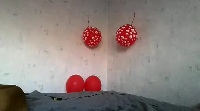 Snapshot of AngelinaLove28 chatting on February 13, 2025, 2:20 pm AngelinaLove28 online show from February 13, 2025, 2:20 pm