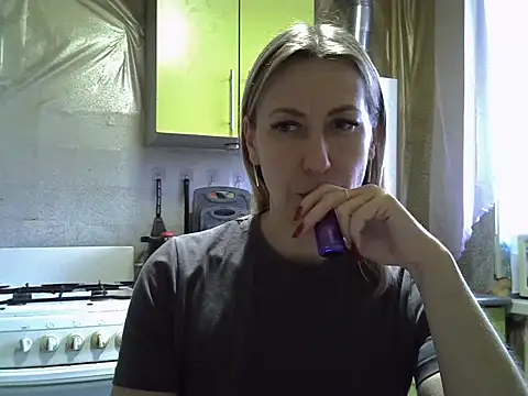 AshleyXHoney online show from December 16, 2025, 7:02 am