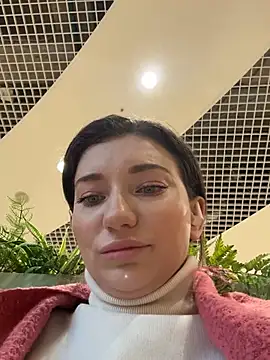 MooonReal online show from February 5, 2025, 3:23 am