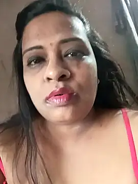 Snapshot of Love_Jenny chatting on January 18, 2025, 6:13 am Love Jenny online show from January 18, 2025, 6:13 am