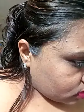 Snapshot of Love_Jenny chatting on February 21, 2025, 7:56 am Love Jenny online show from February 21, 2025, 7:56 am