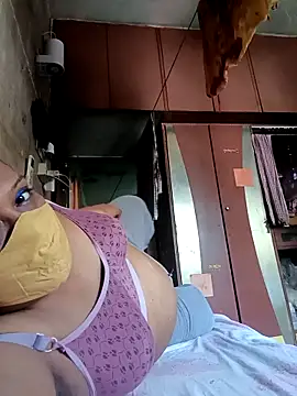 Snapshot of Love_Jenny chatting on November 3, 2025, 6:03 am Love Jenny online show from November 3, 2025, 6:03 am