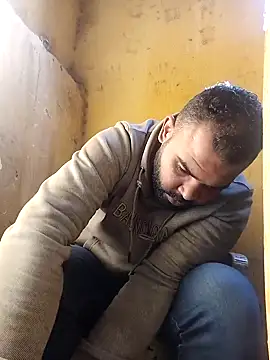 Snapshot of ListedLoin chatting on January 18, 2025, 12:04 pm ListedLoin online show from January 18, 2025, 12:04 pm