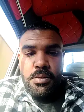 Snapshot of ListedLoin chatting on January 24, 2025, 1:57 pm ListedLoin online show from January 24, 2025, 1:57 pm