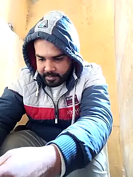 Snapshot of ListedLoin chatting on February 11, 2025, 8:26 am ListedLoin online show from February 11, 2025, 8:26 am