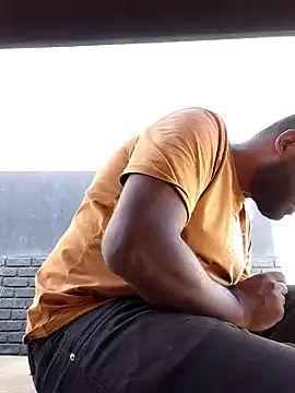 Snapshot of ListedLoin chatting on October 9, 2025, 5:38 am ListedLoin online show from October 9, 2025, 5:38 am