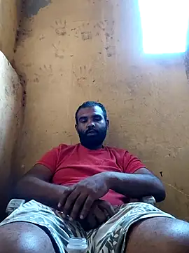 ListedLoin online show from November 7, 2025, 2:06 pm