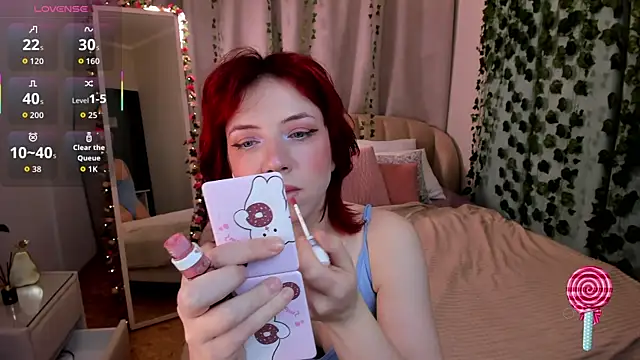 Love is Lola online show from October 26, 2025, 11:53 pm