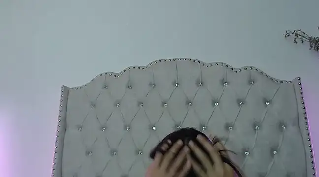 Abril Squirt online show from February 22, 2025, 11:35 am