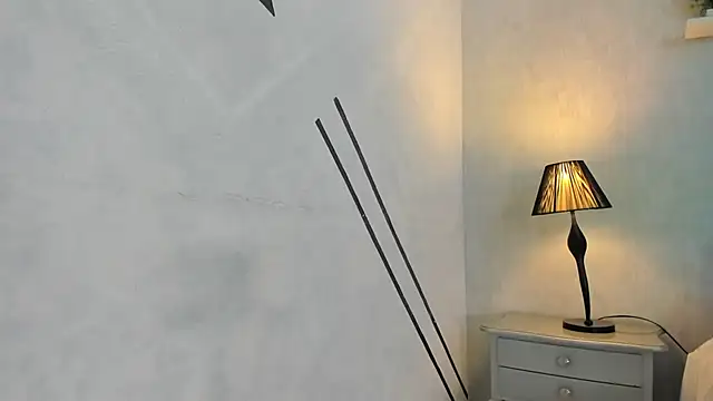 AnntoniaWood online show from December 30, 2024, 1:03 pm