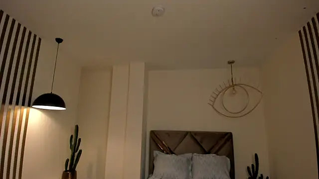 AliceHarper  online show from December 3, 2025, 6:28 pm