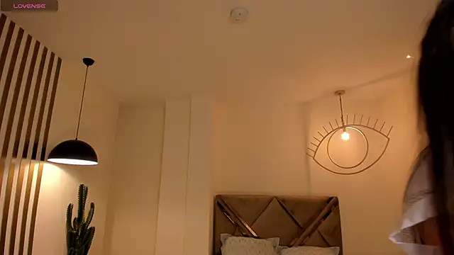 AliceHarper  online show from December 4, 2025, 5:32 pm