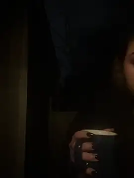 holyeroticss online show from December 26, 2024, 11:57 pm