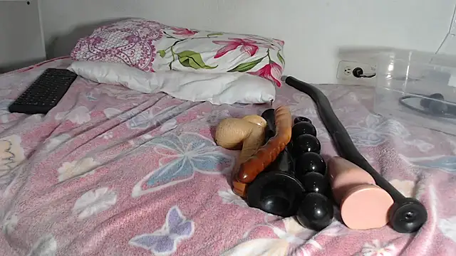 Snapshot of ruby07 chatting on October 2, 2025, 7:54 pm ruby07 online show from October 2, 2025, 7:54 pm