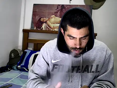 hideonbush051 online show from October 11, 2025, 9:46 pm