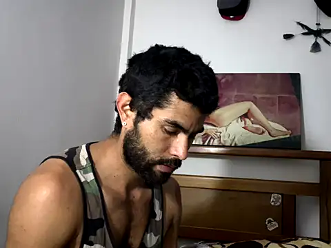 hideonbush051 online show from November 29, 2025, 1:14 pm