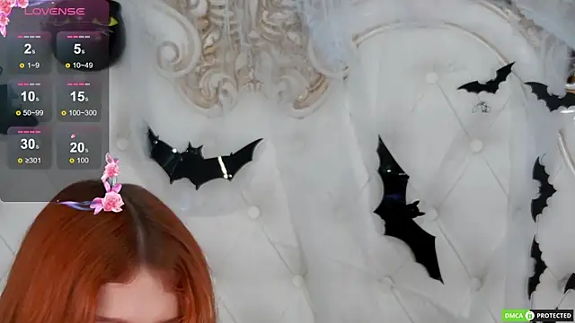 Snapshot of Eva_Cramer chatting on October 19, 2025, 2:07 pm Eva Cramer online show from October 19, 2025, 2:07 pm