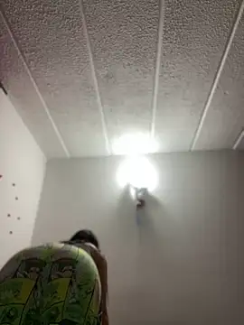 Salome golvert online show from December 25, 2024, 10:16 pm