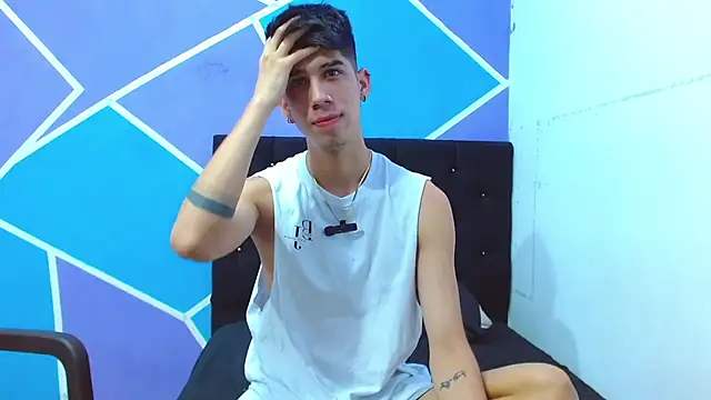 Snapshot of jhony-sex chatting on December 6, 2024, 6:15 am jhony-sex online show from December 6, 2024, 6:15 am