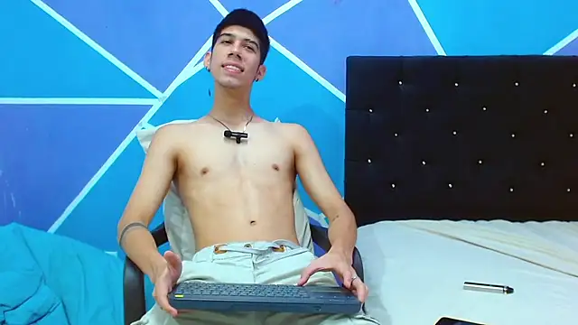 Snapshot of jhony-sex chatting on January 19, 2025, 7:58 pm jhony-sex online show from January 19, 2025, 7:58 pm